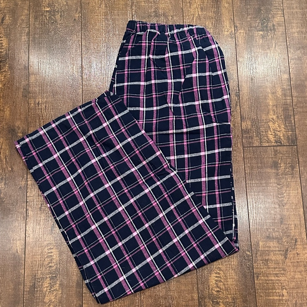 Zenana Outfitters Pink and Navy Plaid Pants